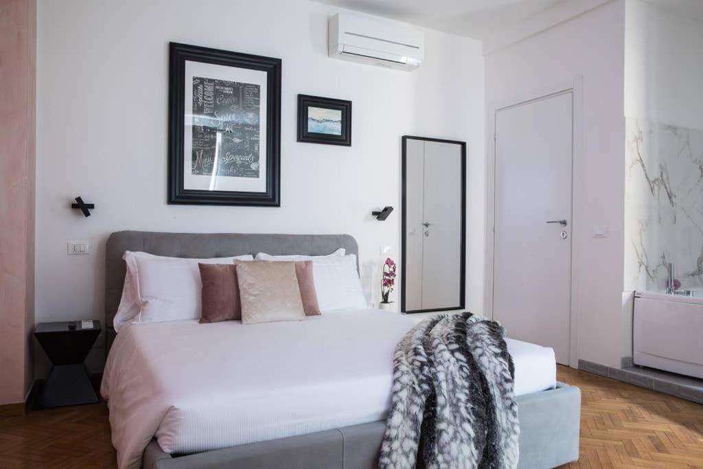 Pink Intimate Jacuzzi Suite Trastevere - Top Collection Rome Exterior photo